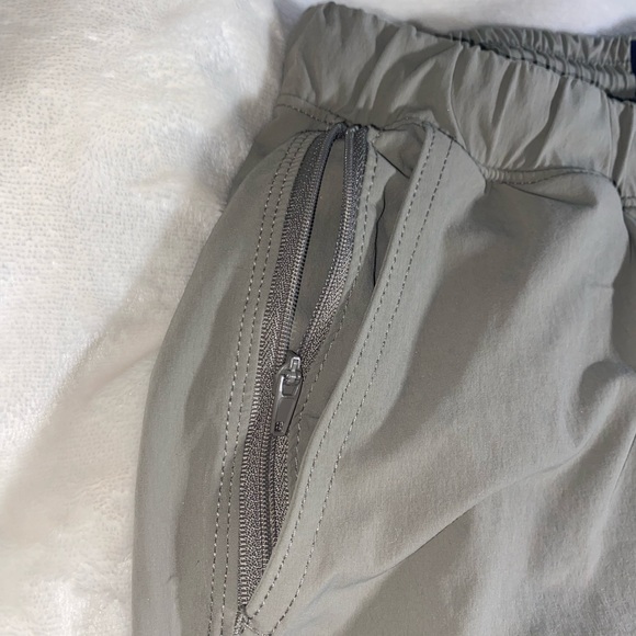 Abercrombie & Fitch Men’s Swim Suit and Short - Picture 4 of 12